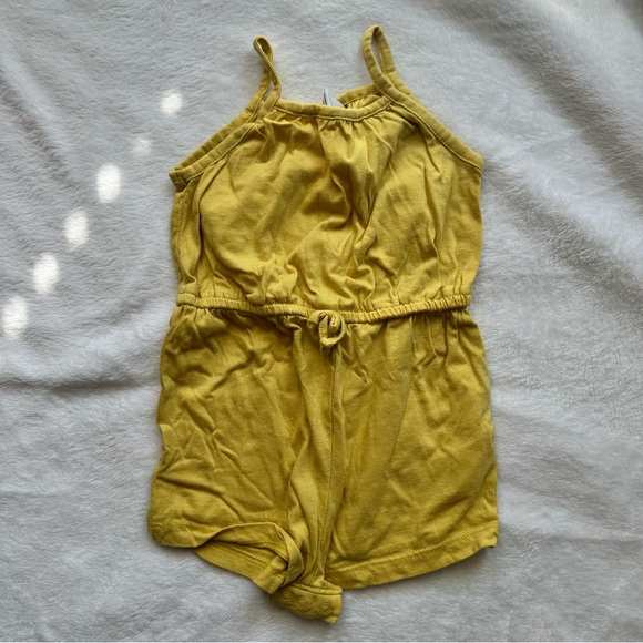 2/$20 Old Navy Sleeveless Jersey Knit Rompers Set of 2 - Picture 3 of 8